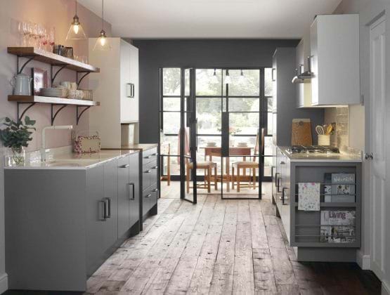What colour goes best with a grey kitchen