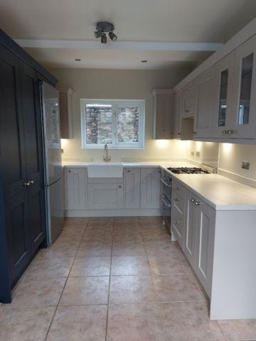 two tone shaker kitchen 