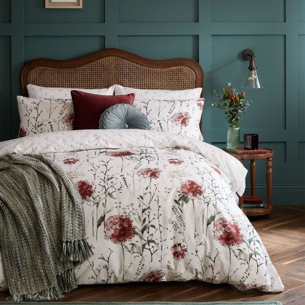 Laura Ashley Pallington Bloom Duvet Set, Super King, Ruby