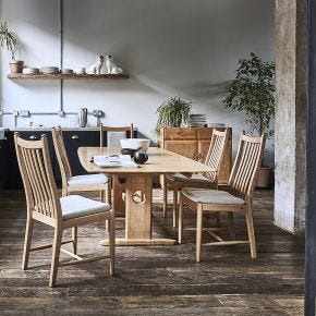 Ercol Windsor Small Extending Pedestal Dining Table